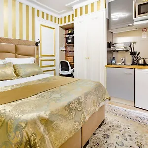 Premium 2 Minutes Walk From Champs-elysees Appartement Parijs
